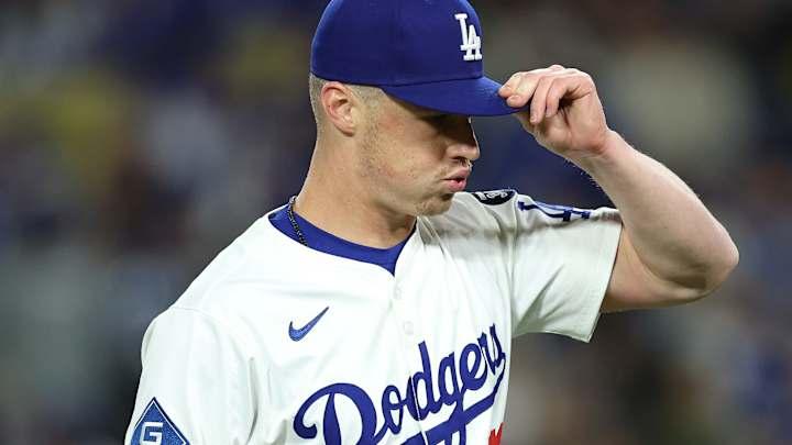 Former Iowa baseball pitcher called up by Los Angeles Dodgers for MLB’s Tokyo Series. – Hawkeyes Wire