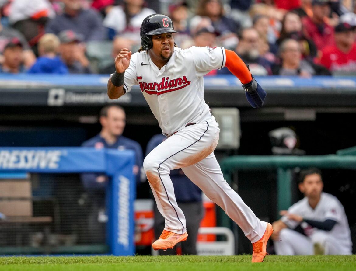 José Ramírez moves up on Guardians stolen bases list with his 3rd career 3 steal game – Stamford Advocate