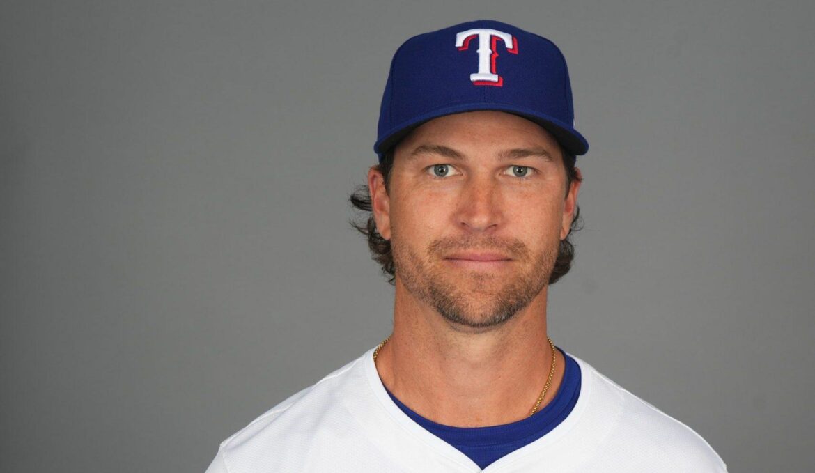 Two-time Cy Young winner deGrom wins over decade-younger Brown in Lone Star State pitchers’ duel – WTNH.com