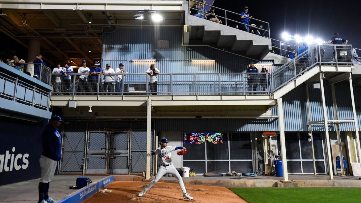 Bullpen locks down Giants, Tigers rally to complete sweep – Macomb Daily