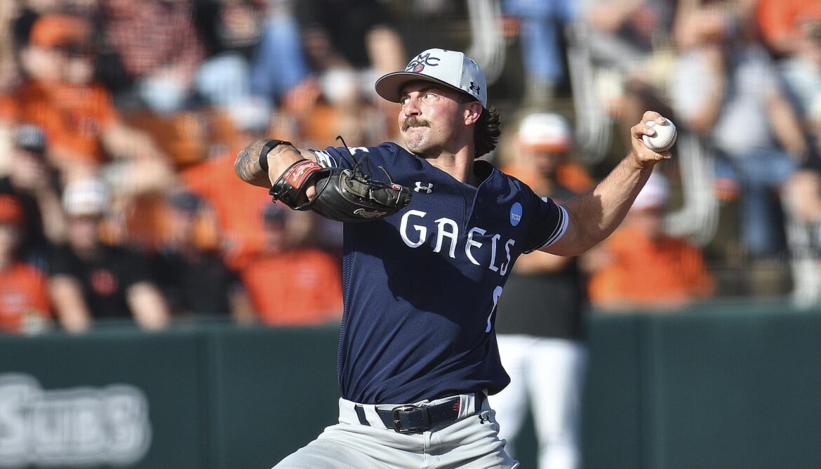 NCAA Baseball Tournament: Best bets, picks to win 2025 College World Series – CBS Sports