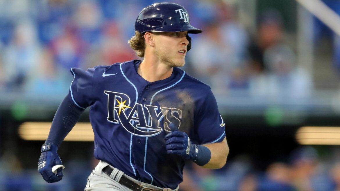 tampa-bay-rays-shortstop-taylor-walls-ejected-from-game-after-tapping-helmet-heres-why-people-com.jpg Tampa Bay Rays Shortstop Taylor Walls Ejected from Game After Tapping Helmet: Here’s Why – People.com