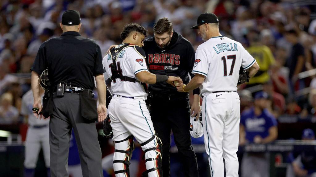 x-rays-negative-after-moreno-hand-exits-early-mlb-com.jpg X-rays negative after Moreno (hand) exits early – MLB.com