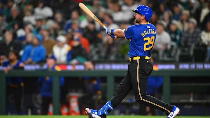 MLB power rankings: Cal Raleigh chases home run record as Mariners stay afloat – USA Today