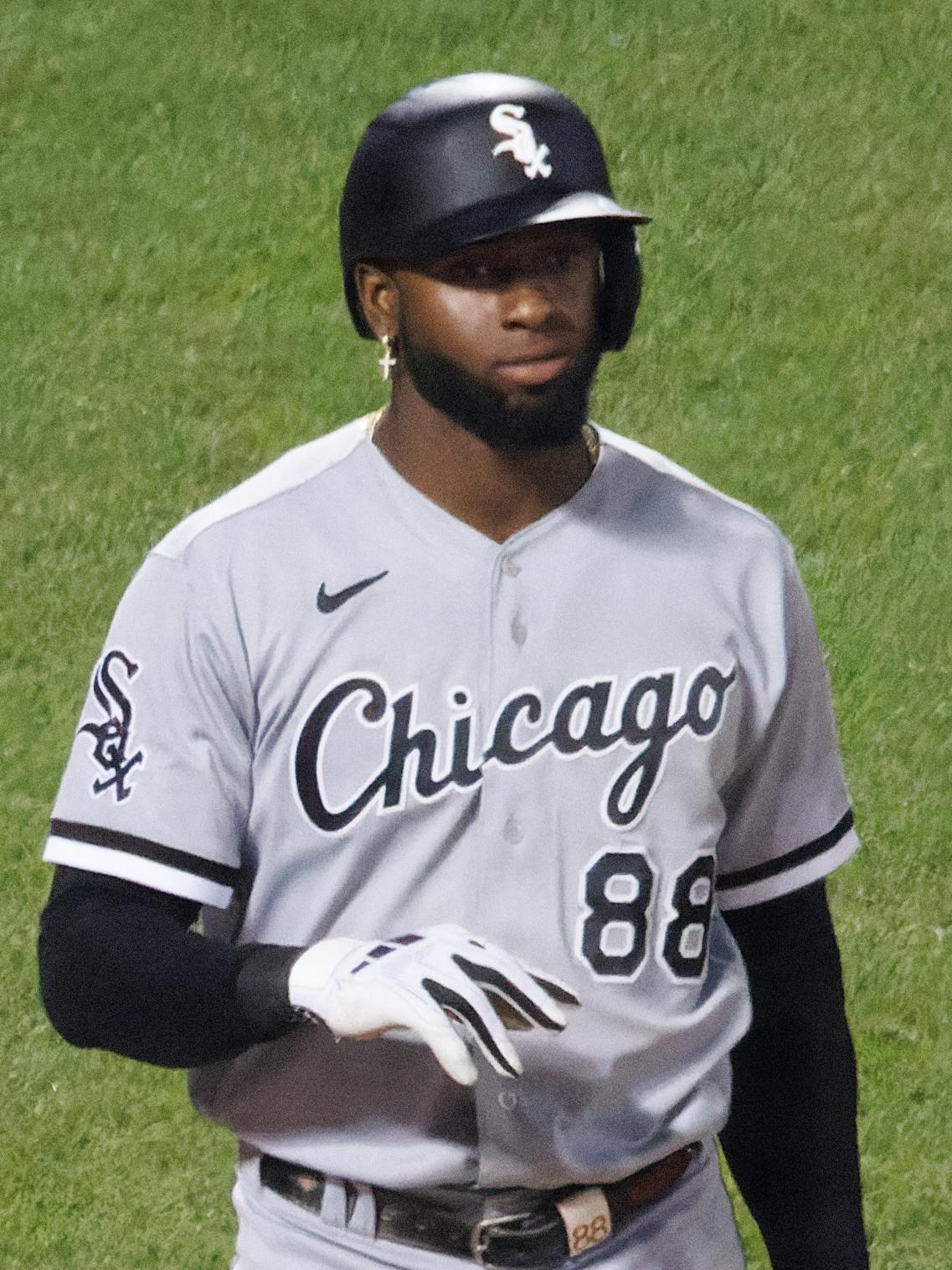 luis-robert-jr-shines-in-white-sox-4-2-victory-against-astros-chicago-sun-times.jpg Luis Robert Jr. shines in White Sox’ 4-2 victory against Astros – Chicago Sun-Times