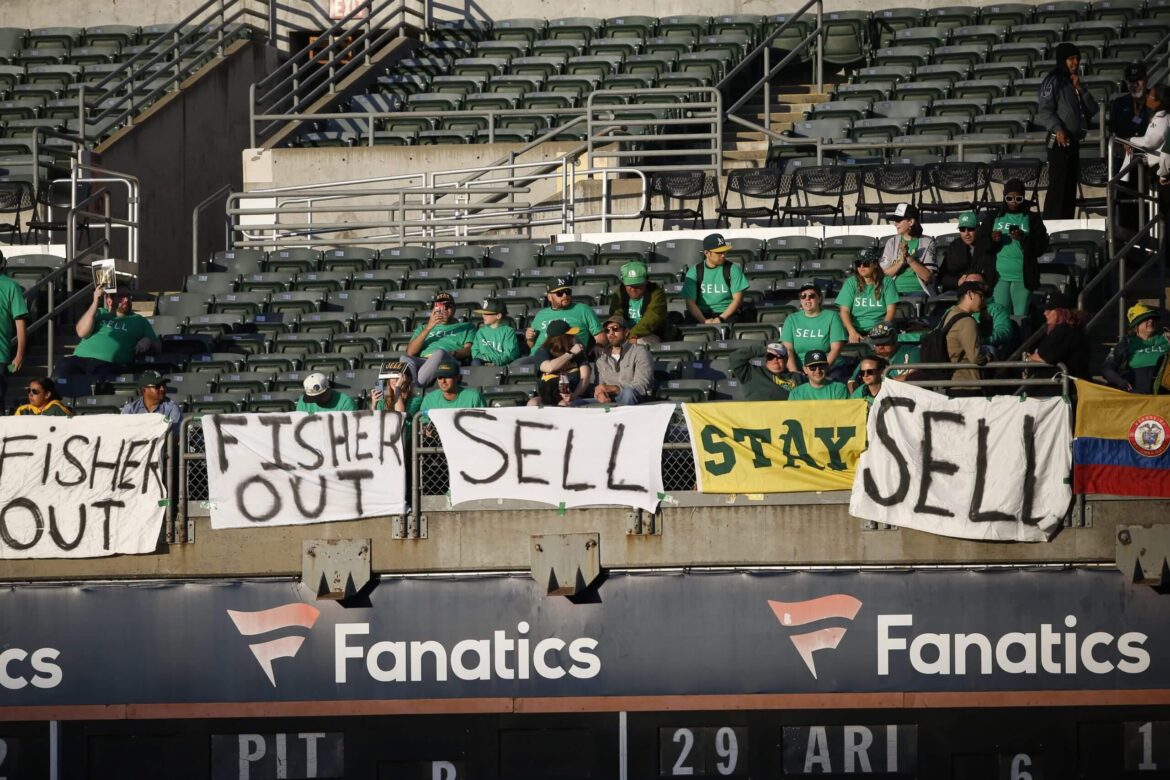 as-an-era-ends-oakland-comes-to-grips-with-the-as-departure-nbc-bay-area.jpg As an era ends, Oakland comes to grips with the A’s departure – NBC Bay Area