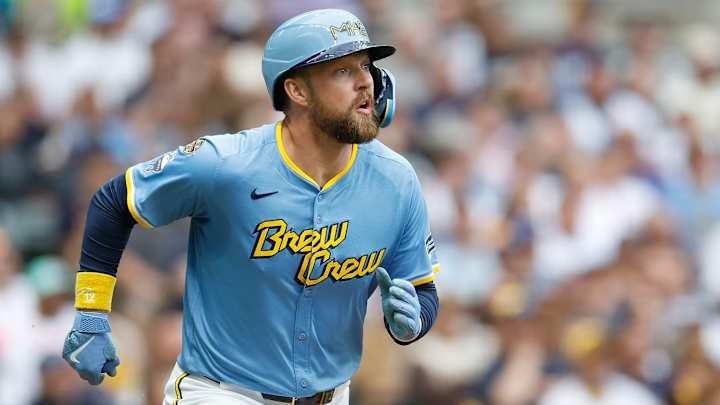 brewers-trade-rhp-aaron-civale-to-the-white-sox-for-1b-andrew-vaughn-fox-sports.jpg Brewers trade RHP Aaron Civale to the White Sox for 1B Andrew Vaughn – FOX Sports