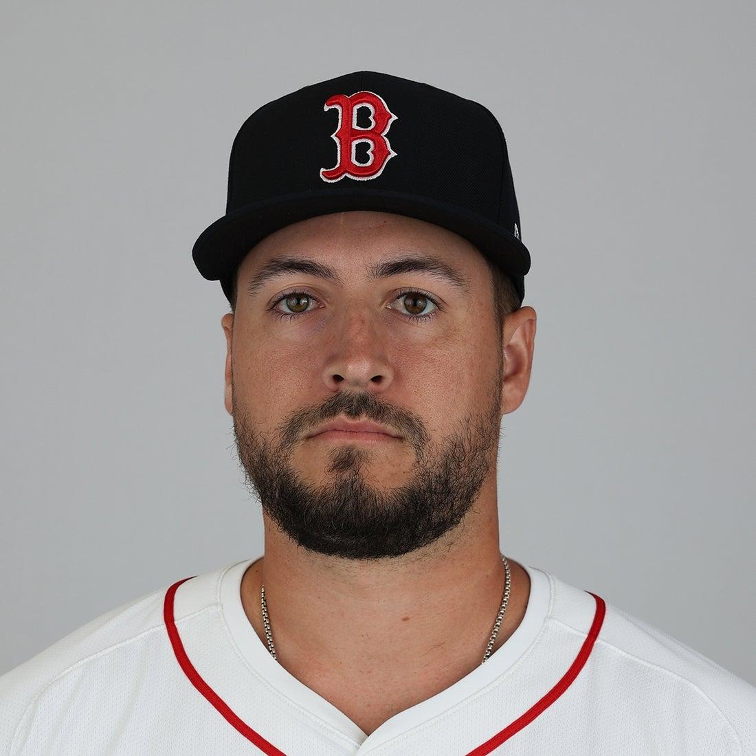 Reds add Minor League RHP Van Belle in trade, claim IF/OF Vilade off waivers – MLB.com