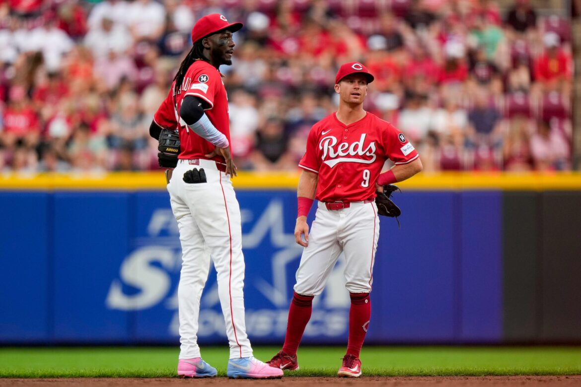 cincinnati-reds-vs-minnesota-twins-delayed-on-wednesday-sports-illustrated.jpg Cincinnati Reds vs Minnesota Twins Delayed on Wednesday – Sports Illustrated
