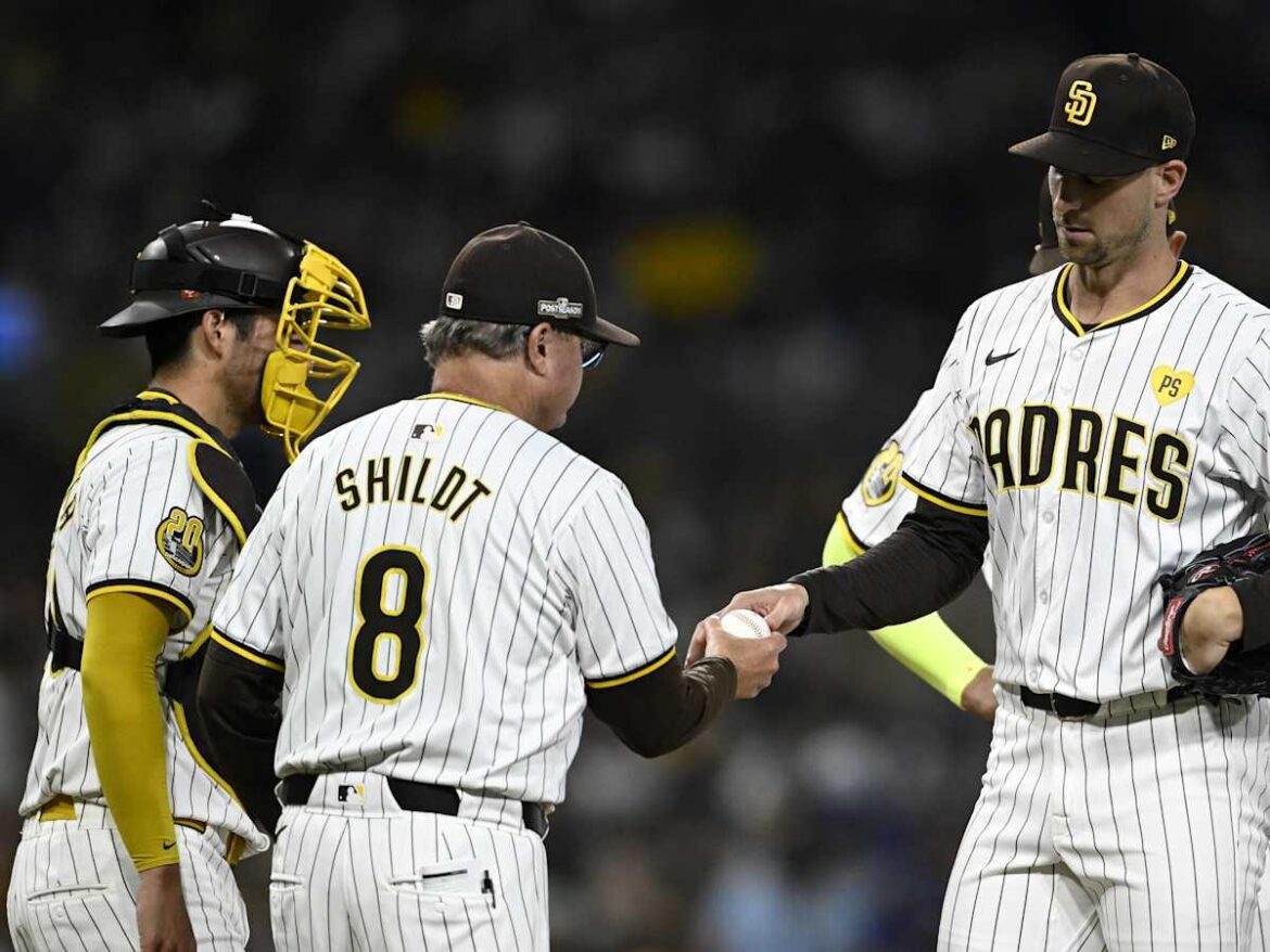 padres-pitcher-has-locker-in-clubhouse-indicating-imminent-roster-move-sports-illustrated.jpg Padres Pitcher Has Locker in Clubhouse, Indicating Imminent Roster Move – Sports Illustrated