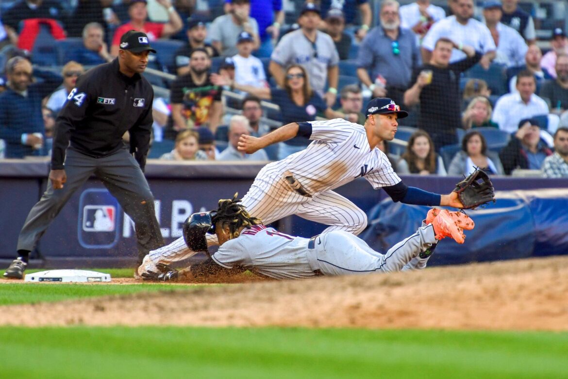 yankees-pay-the-price-for-latest-miscue-as-al-east-tightens-mlb-com.jpg Yankees pay the price for latest miscue as AL East tightens – MLB.com