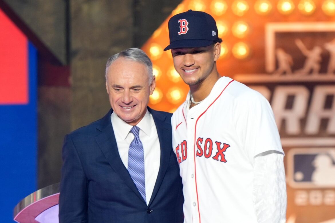 boston-red-sox-select-former-uva-infielder-henry-godbout-in-the-2025-mlb-draft-sports-illustrated.jpg Boston Red Sox Select Former UVA Infielder Henry Godbout in the 2025 MLB Draft – Sports Illustrated
