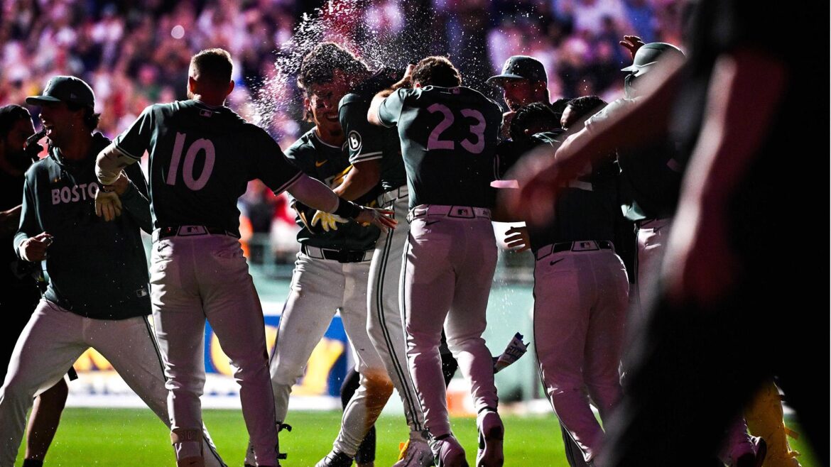 Anthony sends Sox to 4th walk-off wearing lucky Fenway Greens – MLB.com