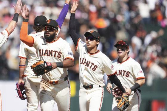 giants-outfielder-jung-hoo-lee-makes-the-catch-of-the-decade-against-the-rays-sports-illustrated.jpg Giants Outfielder Jung Hoo Lee makes ‘The Catch of the Decade’ against the Rays – Sports Illustrated