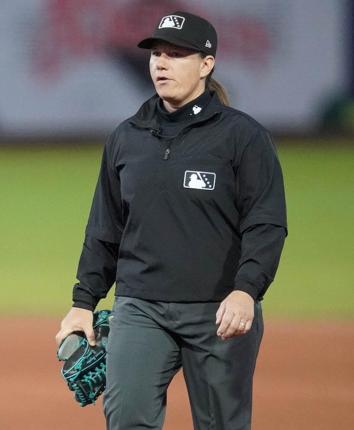 jen-pawol-mlbs-first-female-umpire-is-back-in-the-big-leagues-working-the-pirates-rockies-series-accesswdun.jpg Jen Pawol, MLB’s first female umpire, is back in the big leagues working the Pirates-Rockies series – AccessWDUN