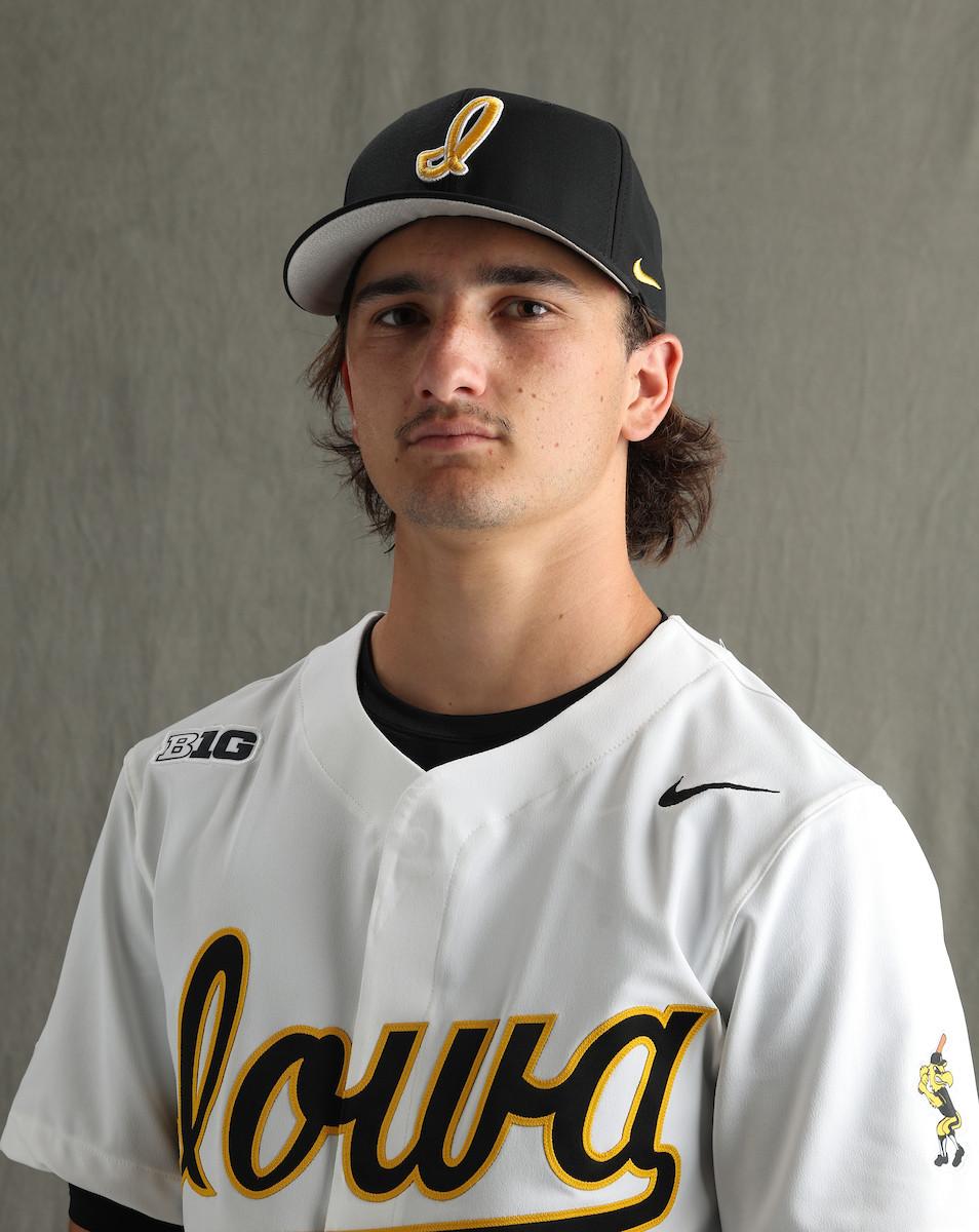 philadelphia-phillies-select-iowa-baseballs-cade-obermueller-in-2nd-round-of-mlb-draft-hawk-central.jpg Philadelphia Phillies select Iowa baseball’s Cade Obermueller in 2nd round of MLB Draft – Hawk Central