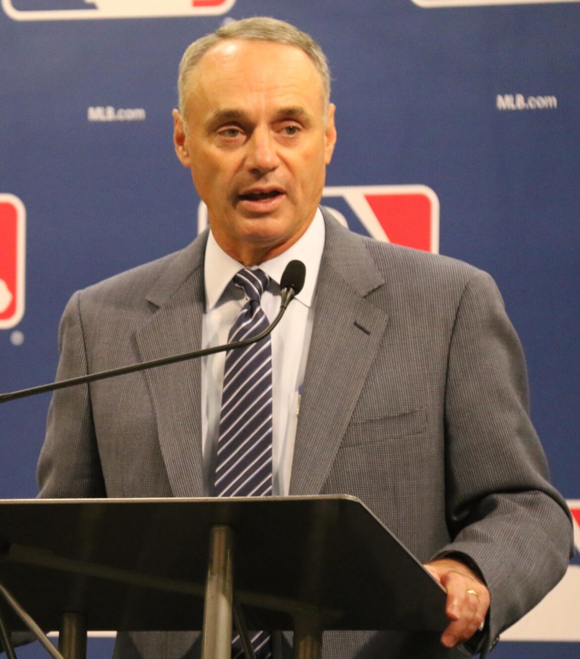 if-rob-manfred-craves-infamy-a-giants-dodgers-realignment-split-would-deliver-san-francisco-chronicle.jpg If Rob Manfred craves infamy, a Giants-Dodgers realignment split would deliver – San Francisco Chronicle