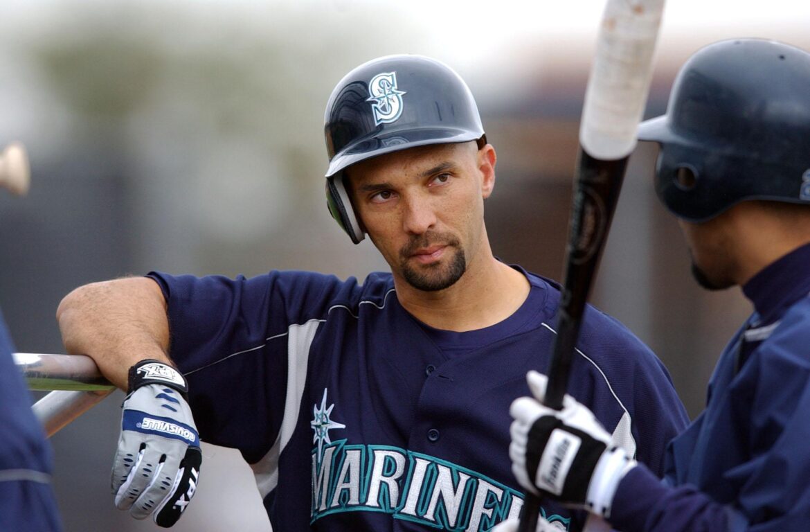 andy-pages-pounds-two-homers-as-dodgers-dump-reds-reuters.jpg Andy Pages pounds two homers as Dodgers dump Reds – Reuters