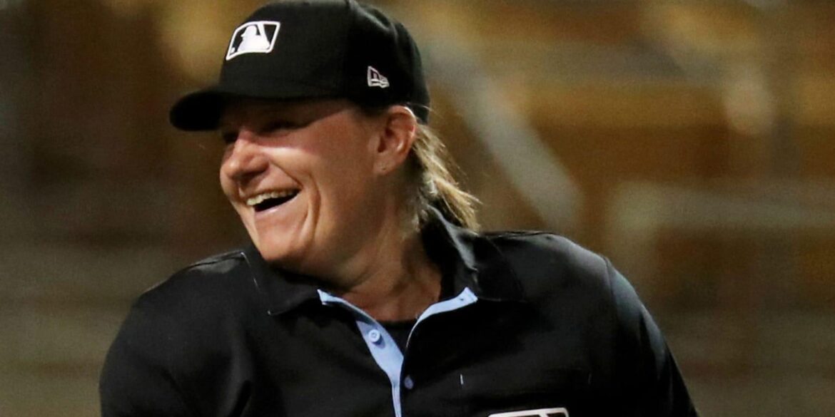 MLB calling up first female umpire for Marlins-Braves games this weekend – CBS News