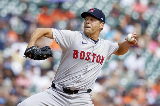 Royals will call up Hill, 45, to start vs. Cubs – ESPN