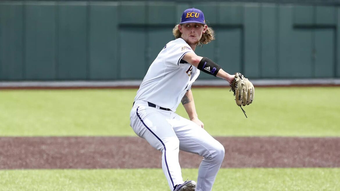 whisenhunt-makes-mlb-debut-with-san-francisco-giants-east-carolina-university-athletics.jpg Whisenhunt Makes MLB Debut With San Francisco Giants – East Carolina University Athletics