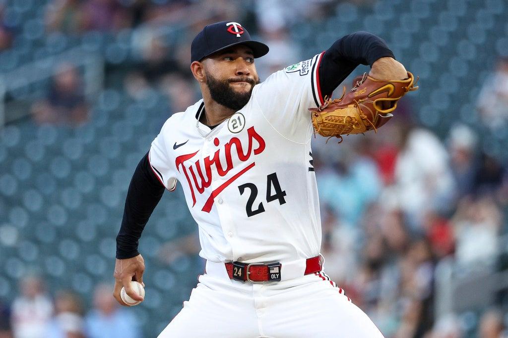 woods-richardson-fans-11-in-twins-7-0-win-dropping-yankees-5-games-behind-blue-jays-yahoo-sports.jpg Woods Richardson fans 11 in Twins’ 7-0 win, dropping Yankees 5 games behind Blue Jays – Yahoo Sports