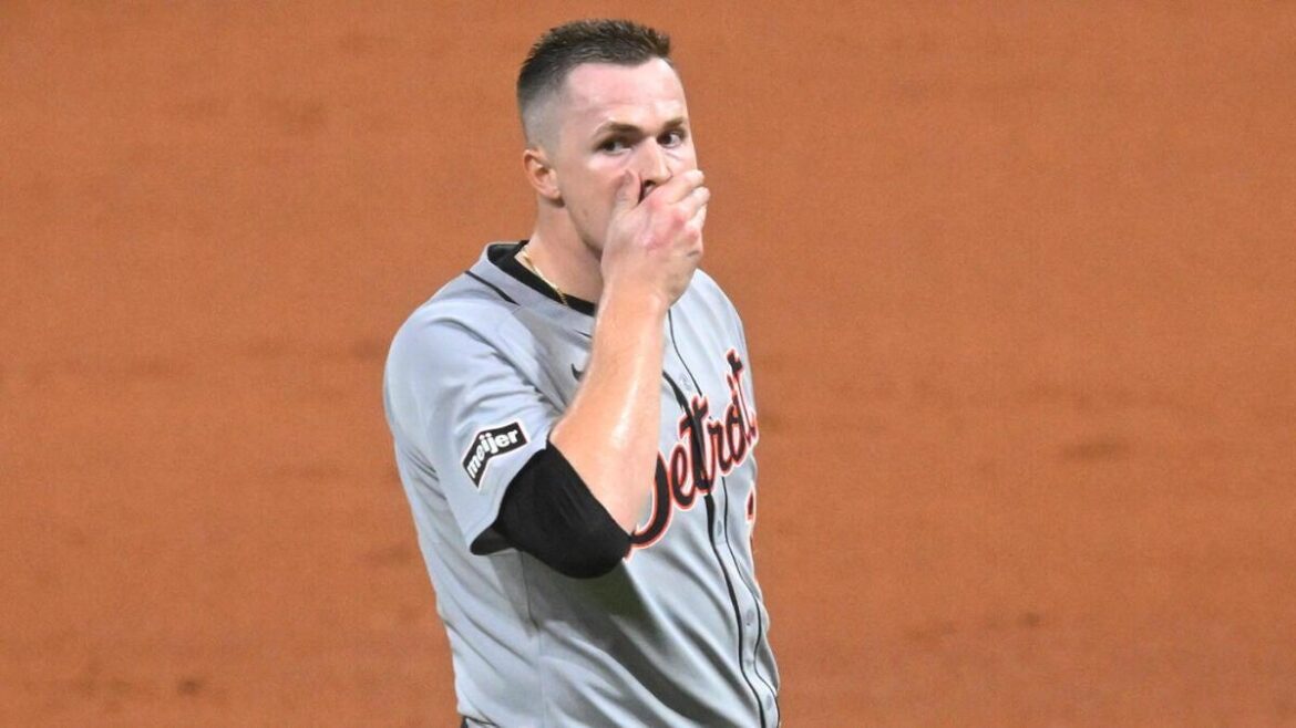 Tarik Skubal Shows Support for David Fry, Visits Him in Hospital – FOX Sports