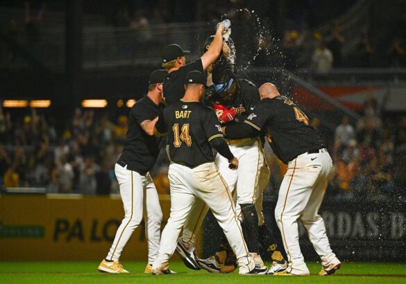 Pirates Continue Wild Trend With Extra-Innings Win Vs. Reds – SportsNet Pittsburgh