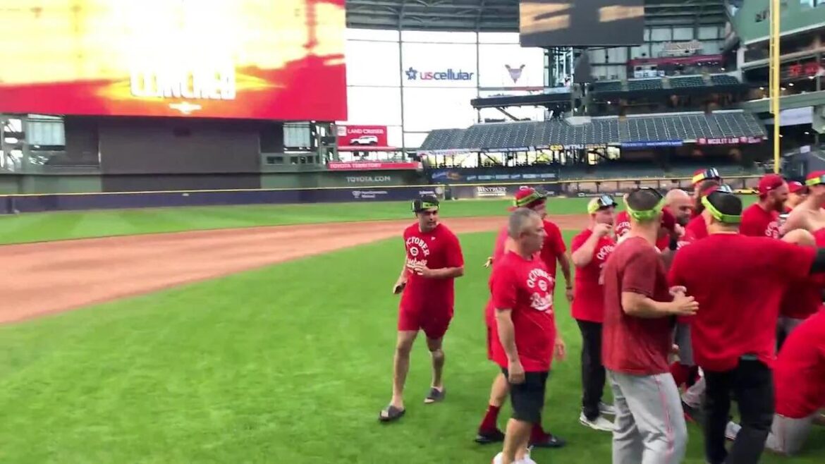 How to Watch the Cincinatti Reds vs. Los Angeles Dodgers MLB Playoffs Series With Hulu + Live TV – Billboard