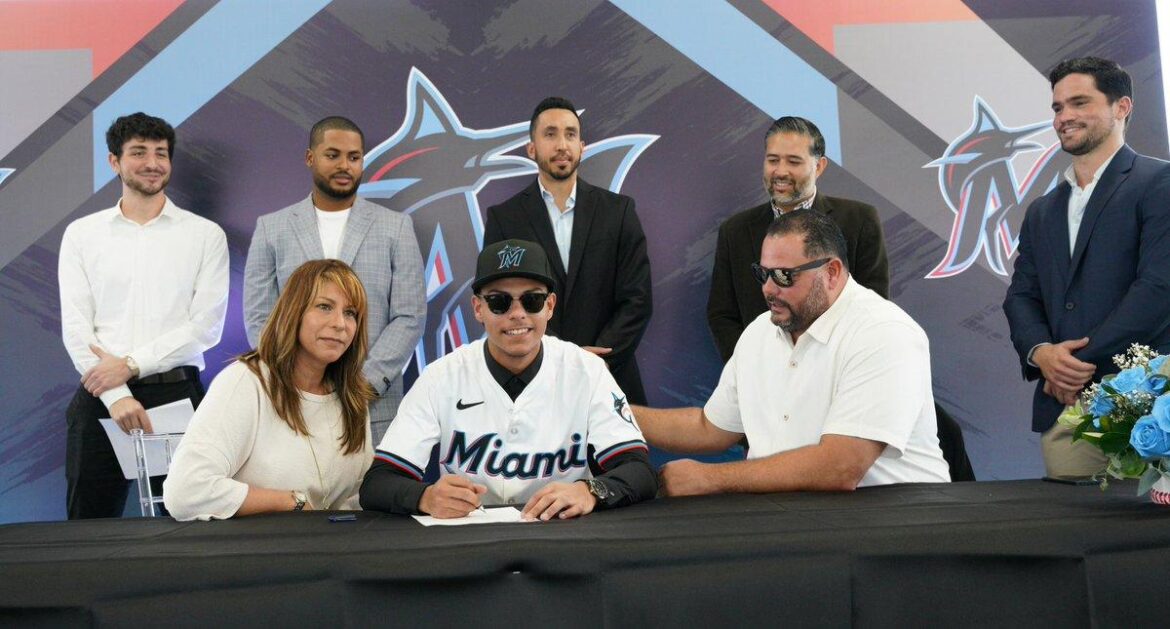 ethan-salas-on-growing-up-in-a-baseball-family-mlb-com.jpg Ethan Salas on growing up in a baseball family – MLB.com