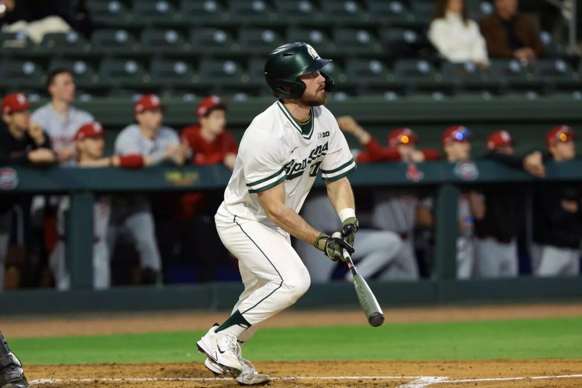 spartan-baseballs-berry-signs-ndfa-with-boston-red-sox-michigan-state-university-athletics.JPG Spartan Baseball’s Berry Signs NDFA With Boston Red Sox – Michigan State University Athletics