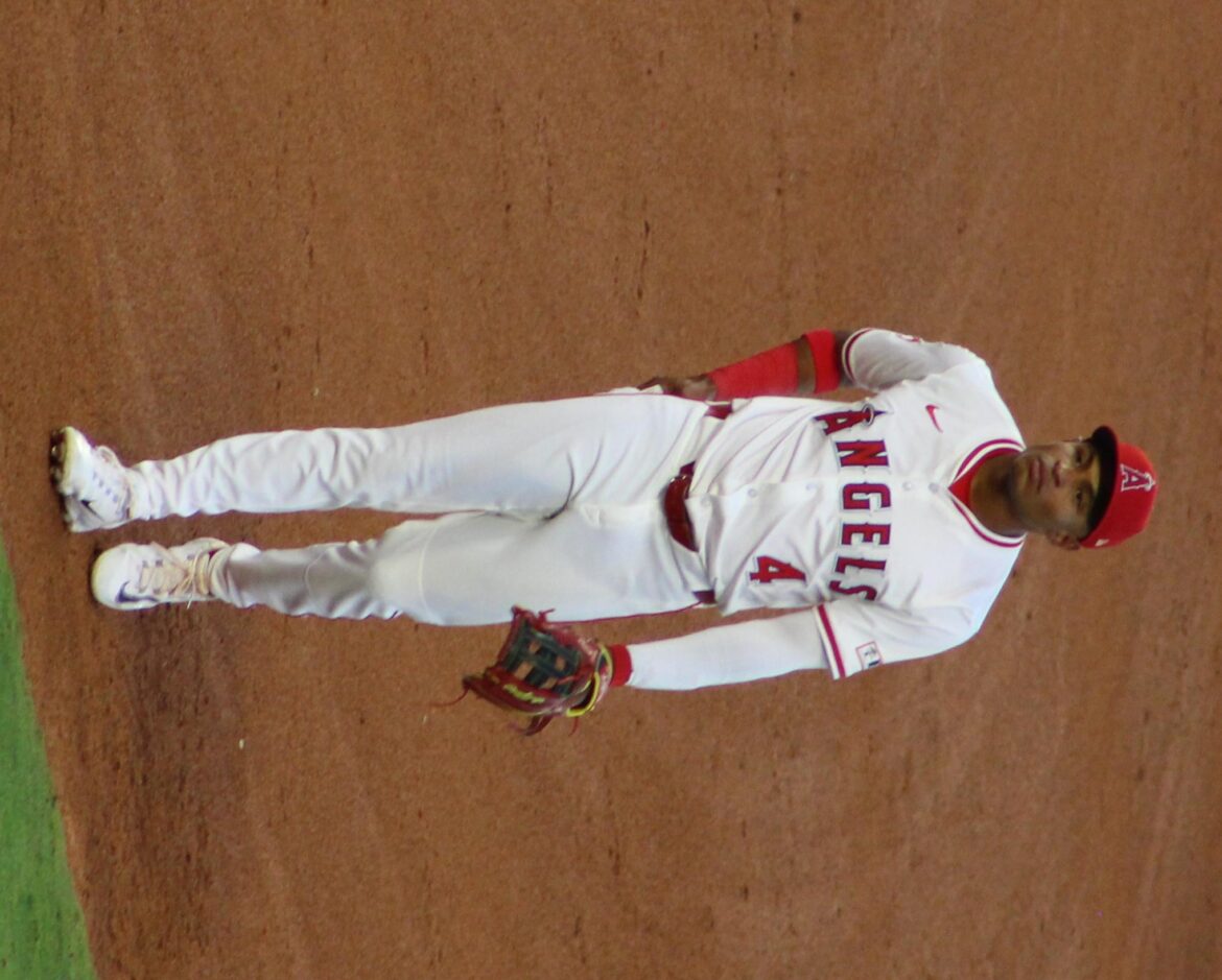 los-angeles-angels-top-prospect-christian-moore-has-rough-mlb-debut-in-loss-to-orioles-flashscore-com.jpg Los Angeles Angels top prospect Christian Moore has rough MLB debut in loss to Orioles – Flashscore.com