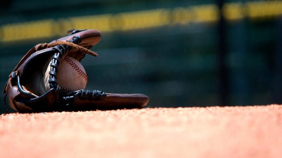 Braves’ ‘Hank Aaron Diamonds’ program to upgrade baseball, softball fields at Atlanta public schools – Atlanta News First