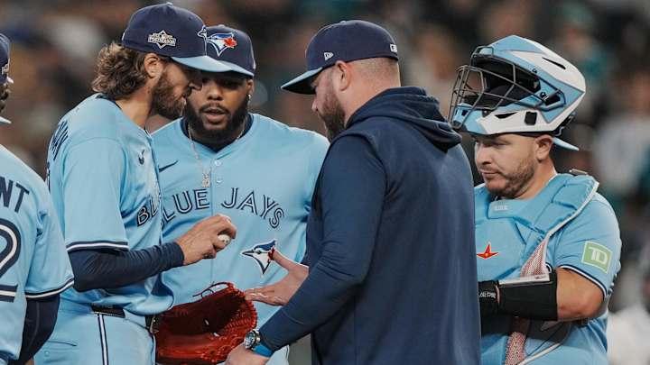 Toronto Blue Jays beat Seattle Mariners 8-2 in Game 4 to even ALCS – KUOW