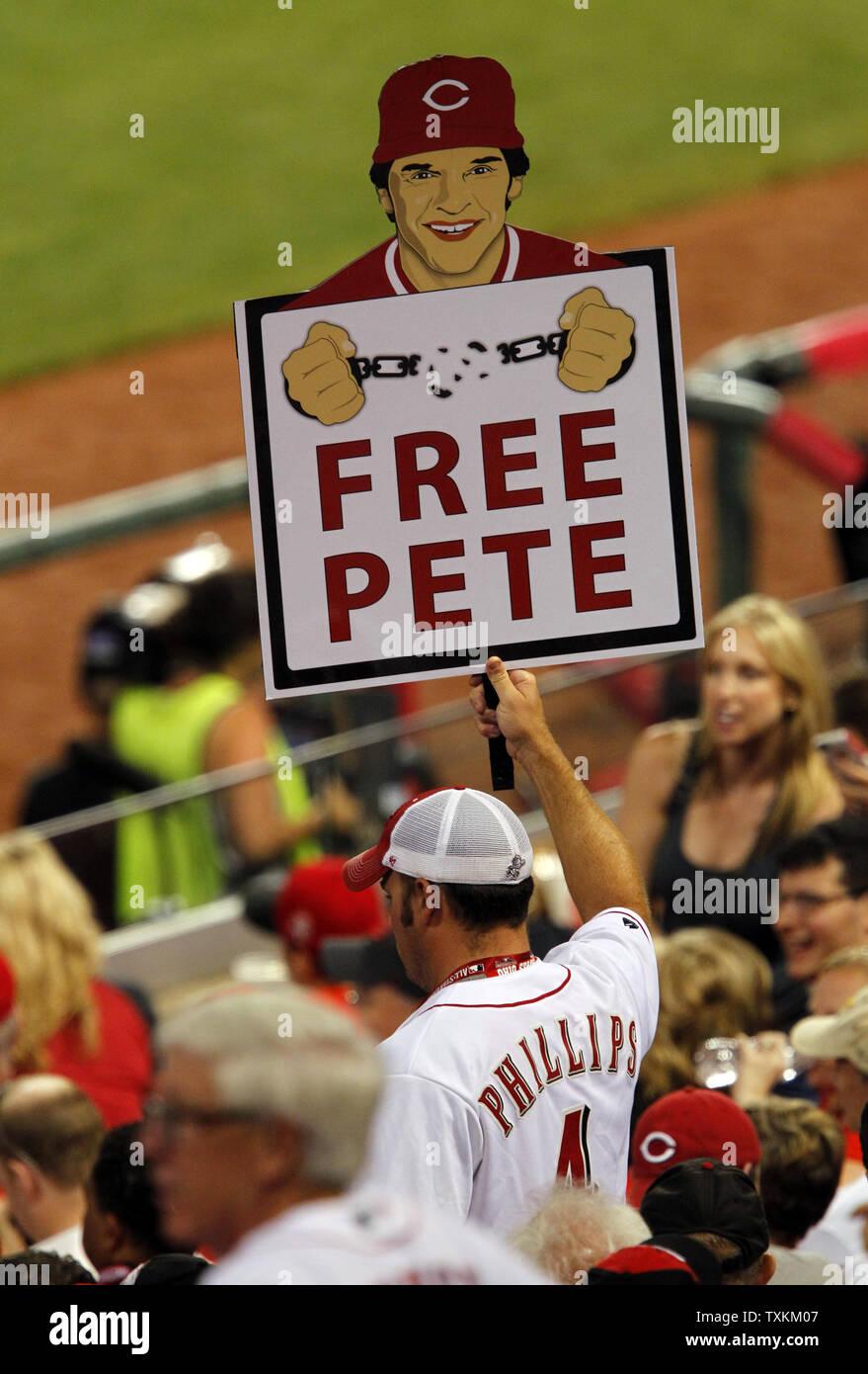 ‘Pete was Cincinnati’: Reds fans gather to pay their respects to Rose – The Athletic – The New York Times