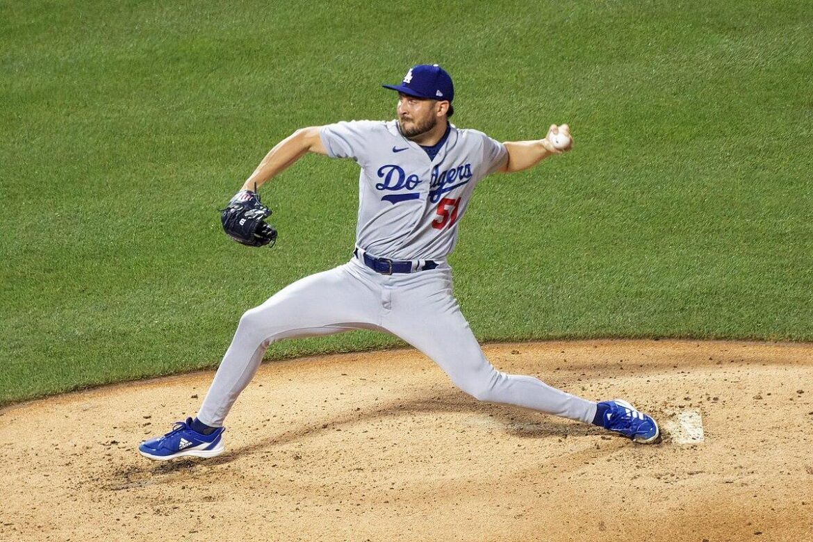 dodgers-say-alex-vesia-and-wife-kaylas-deeply-personal-family-matter-is-so-much-bigger-than-baseball-people-com.jpg Dodgers Say Alex Vesia and Wife Kayla’s ‘Deeply Personal Family Matter’ Is ‘So Much Bigger Than Baseball’ – People.com