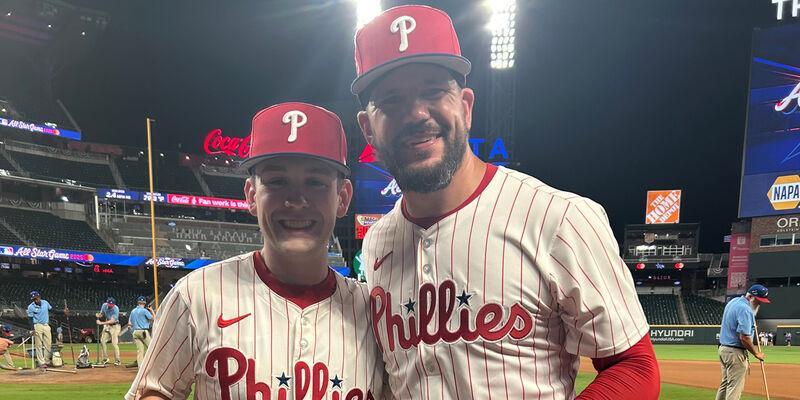 Phillies bat boy Adam Crognale wins fan vote to serve on MLB’s All-Star Ball Crew – CBS News
