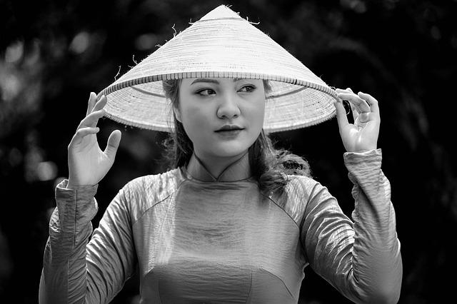 Holy headgear! White Sox to hand out pope-inspired hats – MLB.com