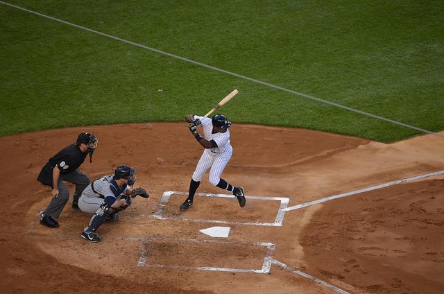 Chourio’s scratch hit in 11th breaks tie, Brewers top Diamondbacks 7-4 – The Daily Gazette